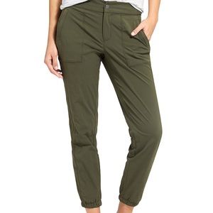 Athleta trekkie jogger